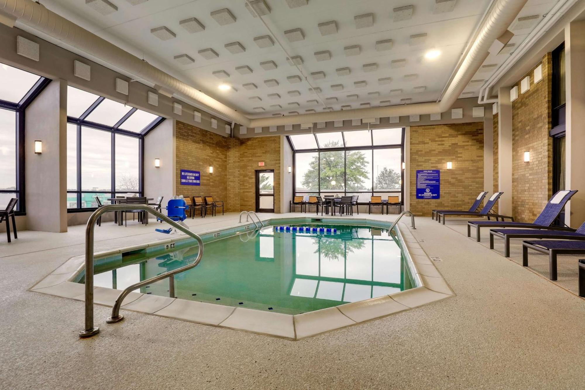 Drury Inn & Suites Cape Girardeau Εξωτερικό φωτογραφία